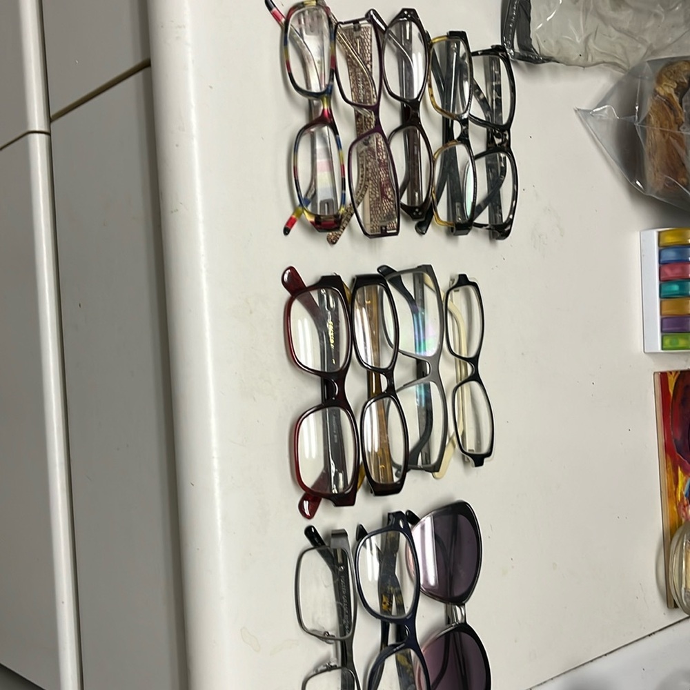 Asst readers and one pair of sunglasses!